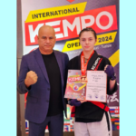 Oradeanca Karina Mihuţa a castigat 2 medalii de aur si una de bronz la Cupa Mondiala de Kempo