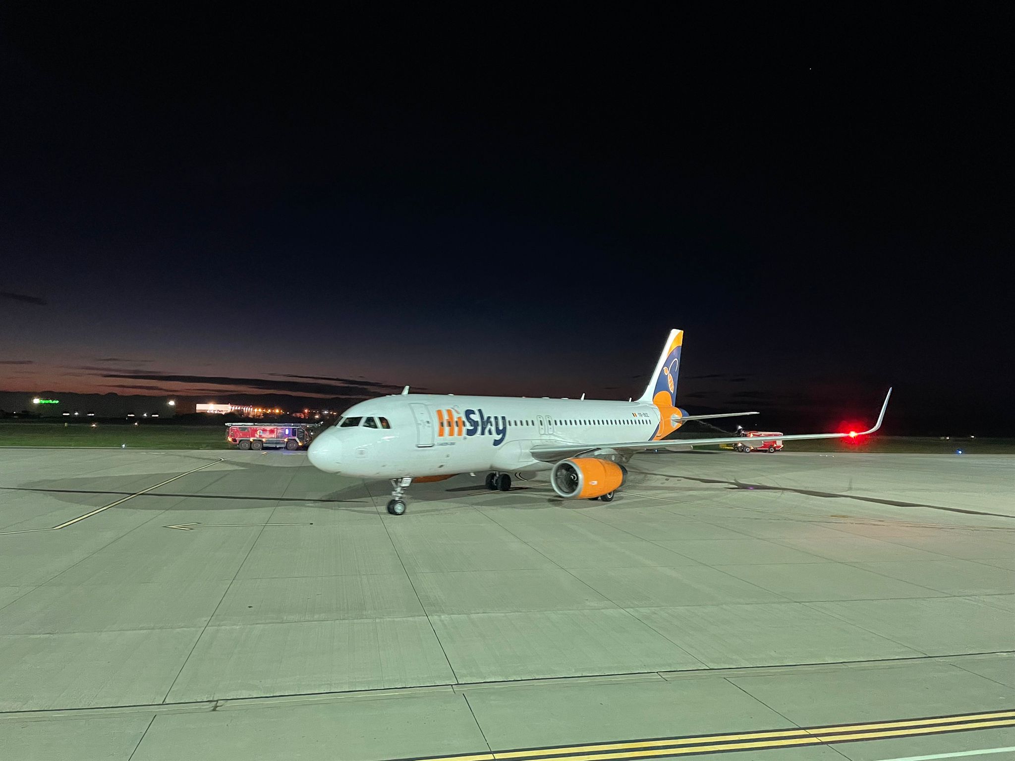 Incepand de astazi zburam la Londra si Bucuresti cu HiSky de pe Aeroportul Oradea