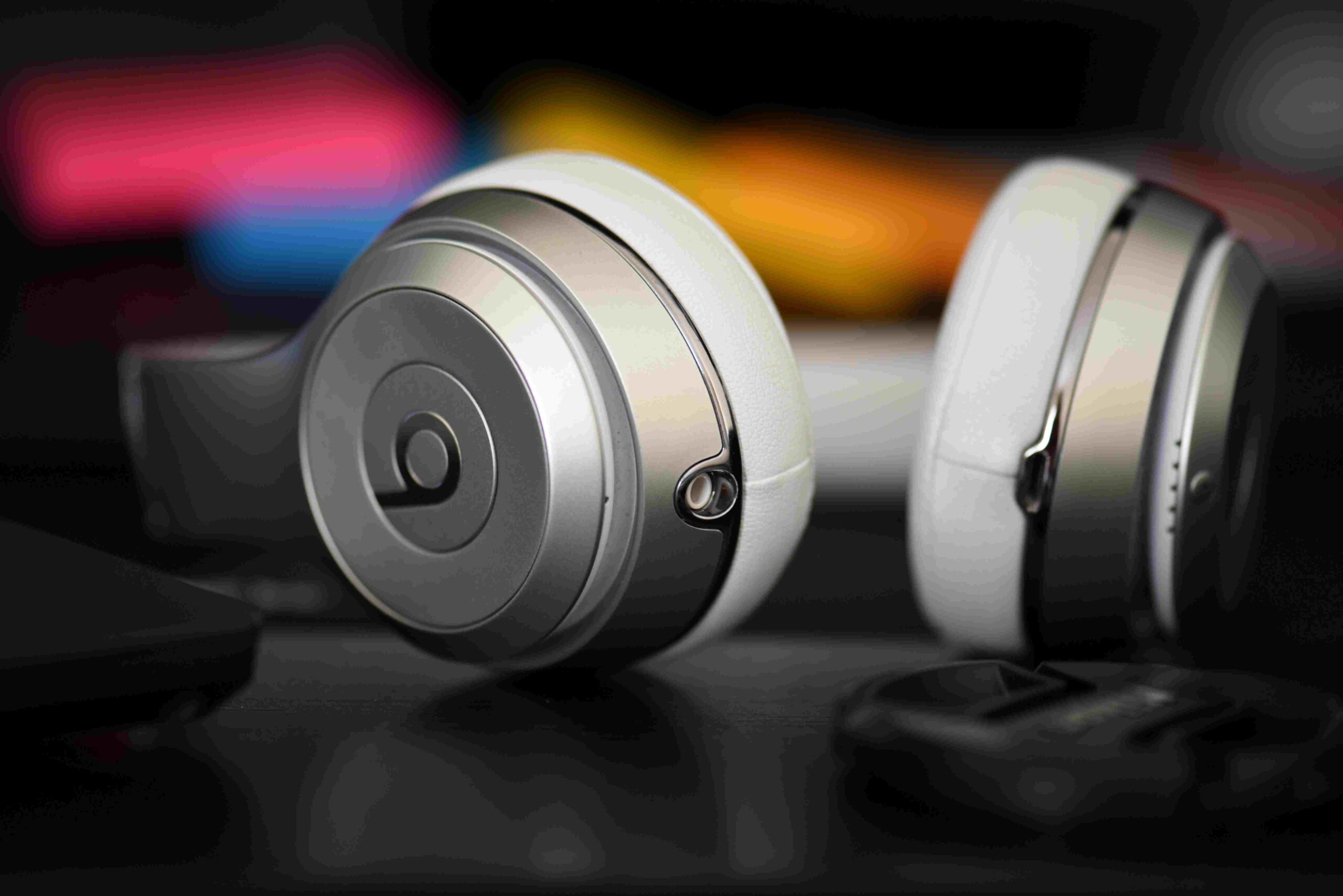 Tot ce nu știai despre căștile wireless: de la gaming la aplicații medicale