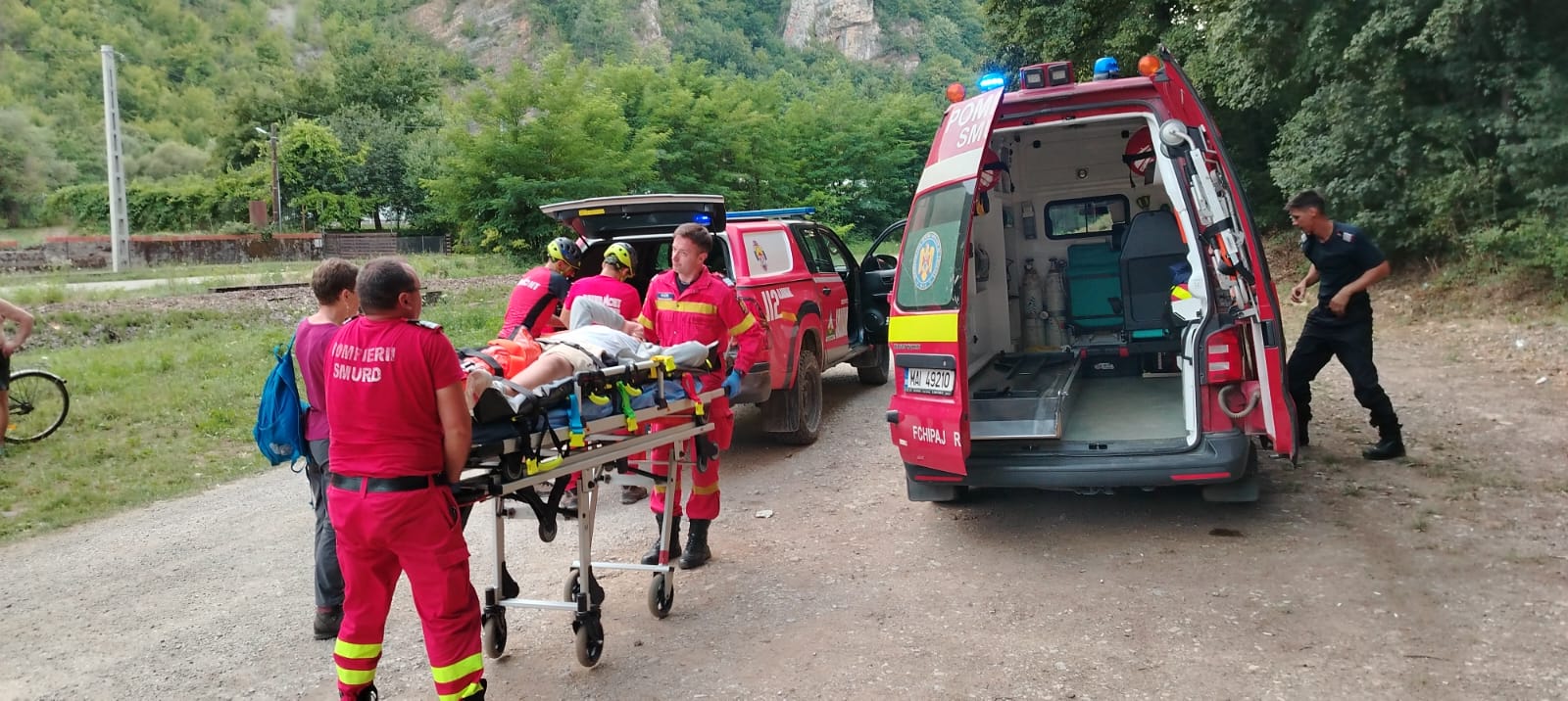 Copil accidentat în defileul Crișului Repede, salvat de salvamontiștii bihoreni