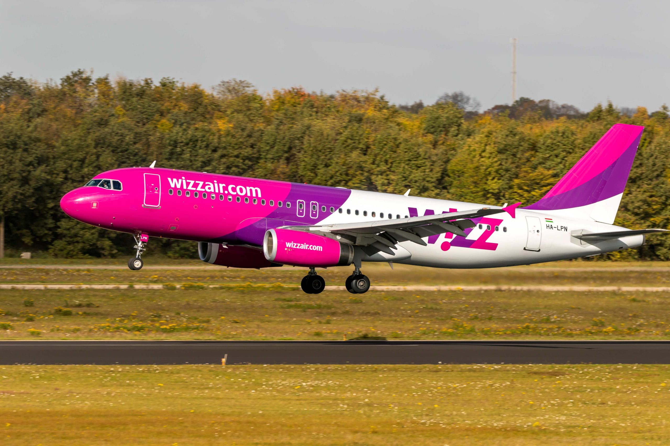 Wizz Air introduce rute regulate de la Oradea începând din 2026