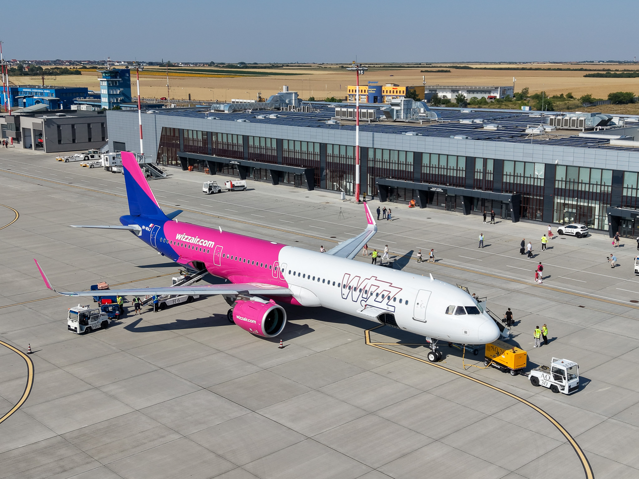 Wizz Air a lansat zborurile Oradea – Roma Fiumicino și Oradea – Dortmund