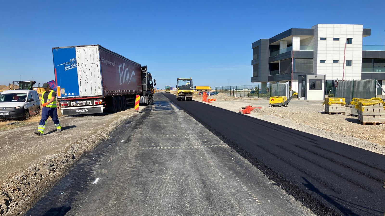 Strada Augustin Maior din Oradea intră în asfaltare. Noua legătură din Parcul Industrial I prinde contur
